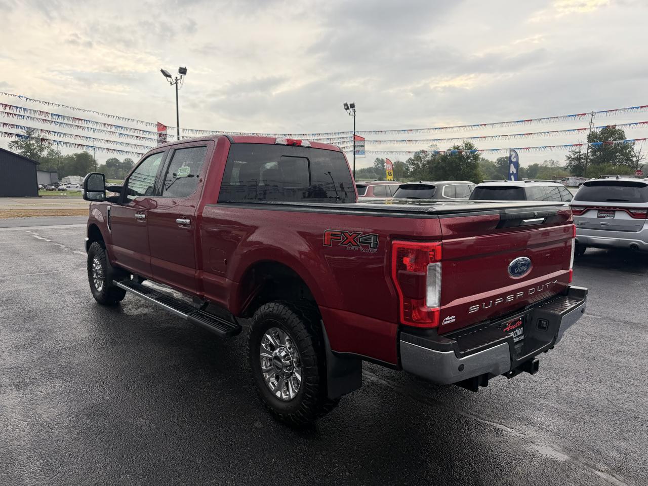 Ford Super Duty F-250 SRW 4WD Crew Cab 156" Lariat 2019
