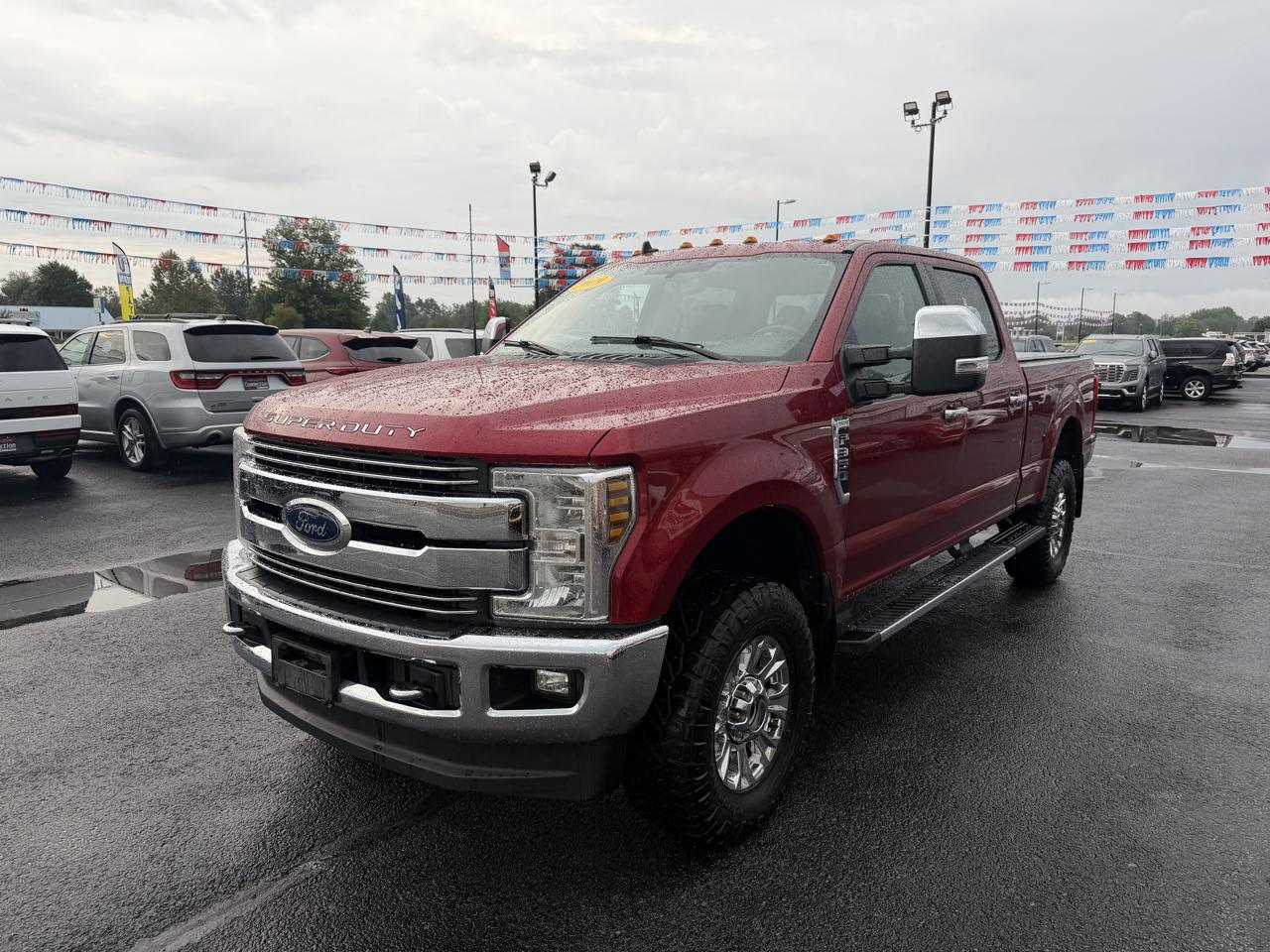 Ford Super Duty F-250 SRW 4WD Crew Cab 156" Lariat 2019