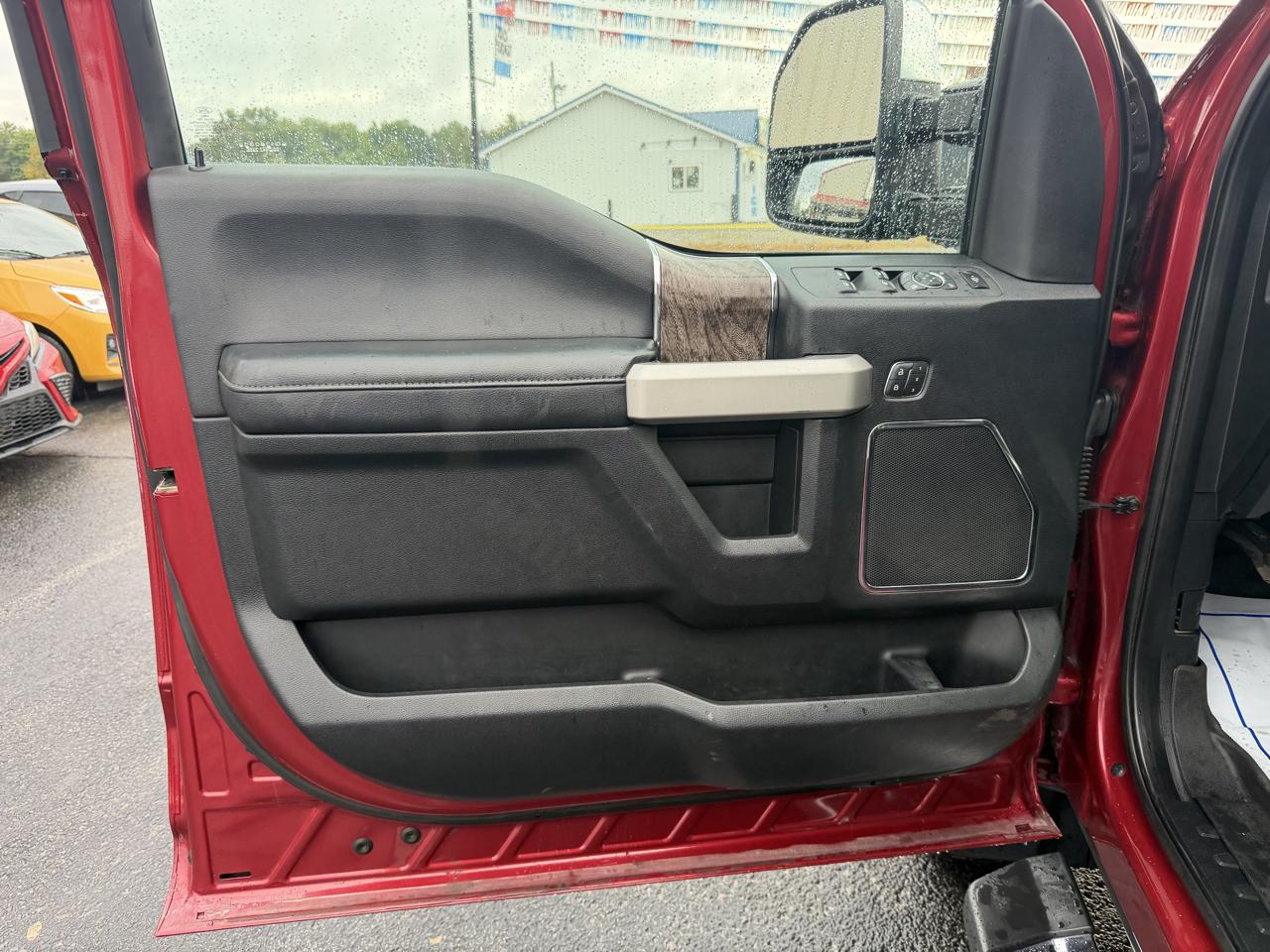 Ford Super Duty F-250 SRW 4WD Crew Cab 156" Lariat 2019