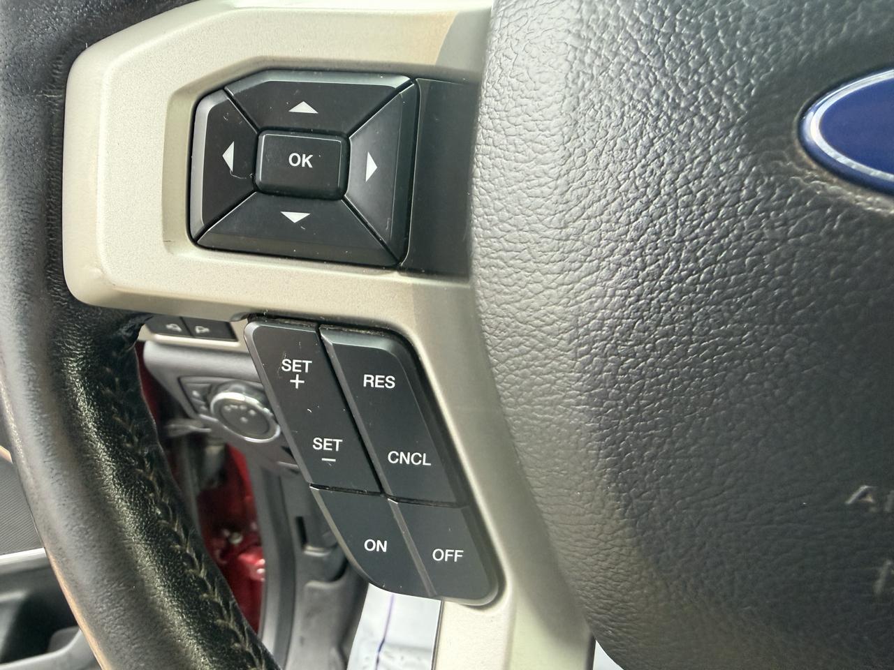 Ford Super Duty F-250 SRW 4WD Crew Cab 156" Lariat 2019