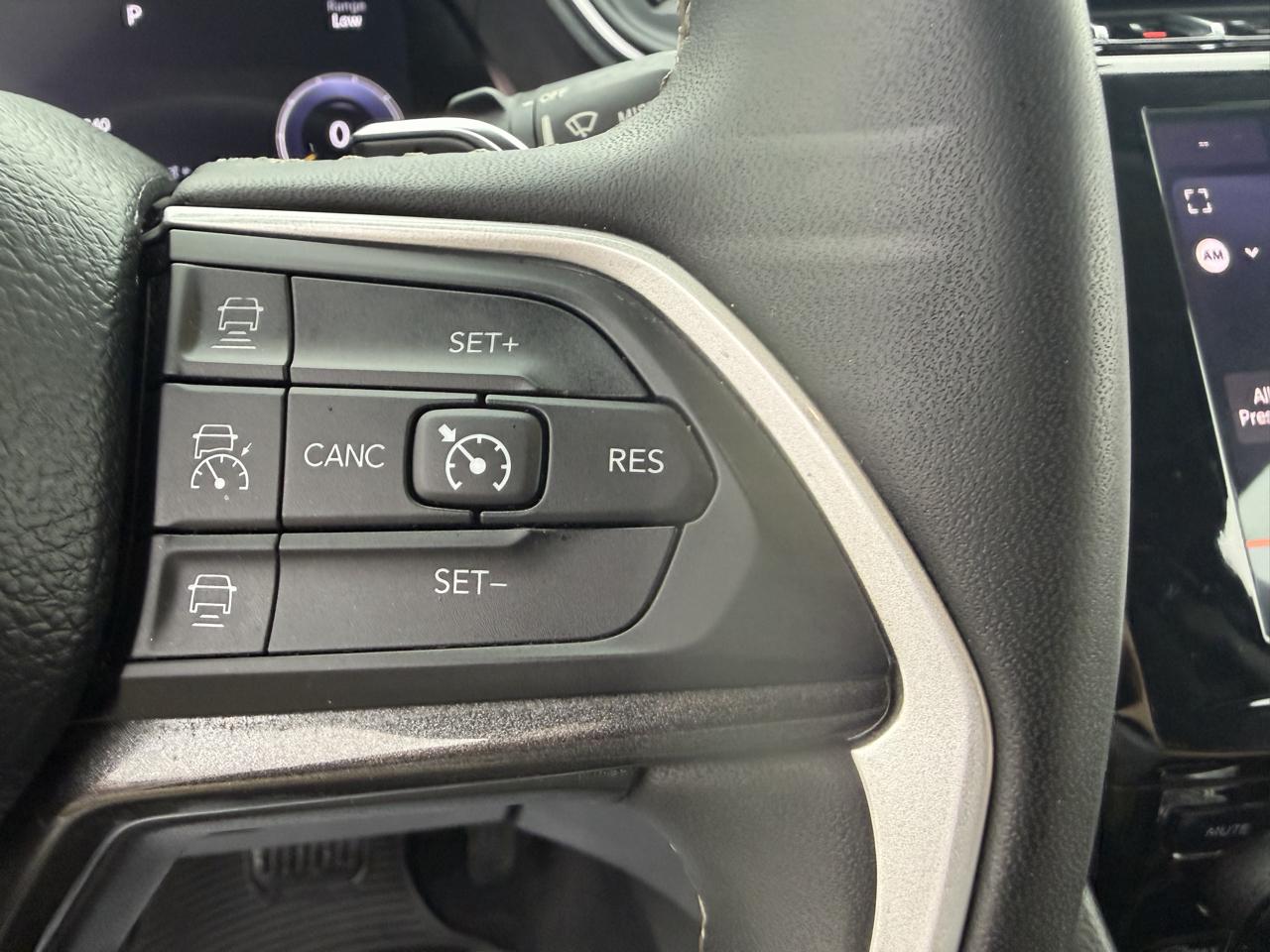 Jeep Grand Cherokee Laredo 4x4 2023