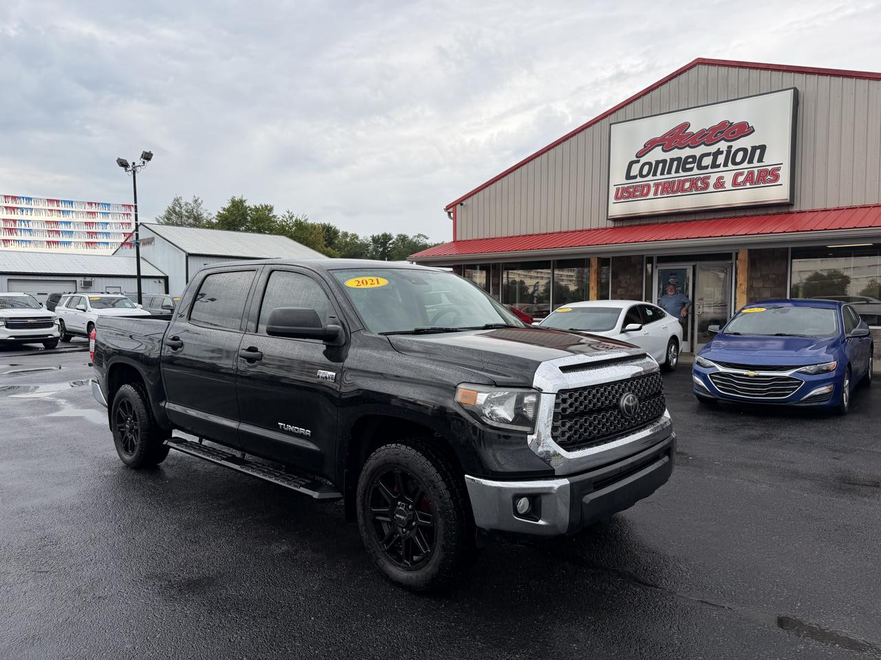 Toyota Tundra 2WD SR5 CrewMax 5.5' Bed 5.7L (Natl) 2021