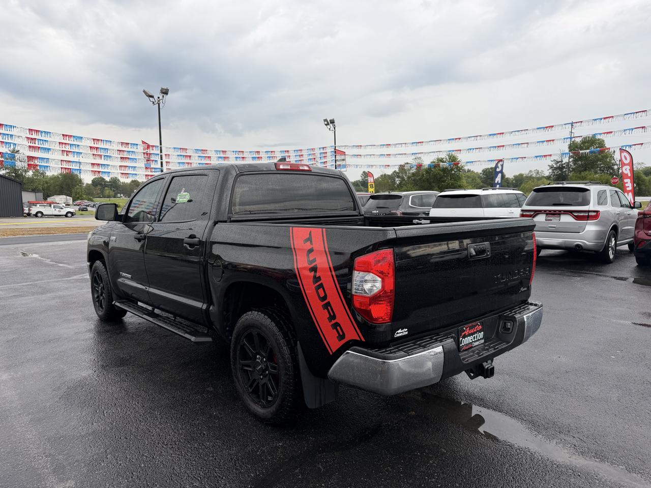 Toyota Tundra 2WD SR5 CrewMax 5.5' Bed 5.7L (Natl) 2021