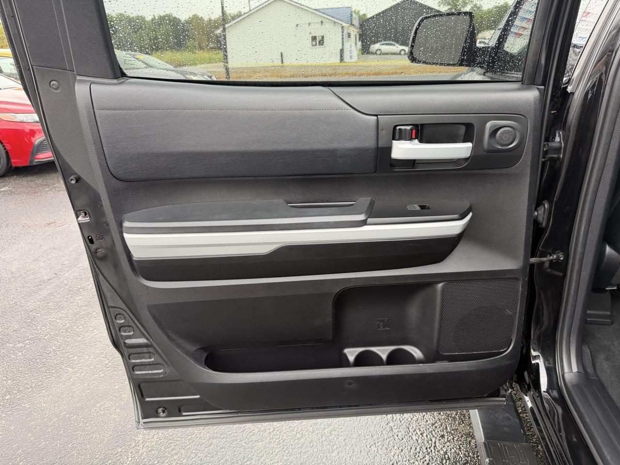 Toyota Tundra 2WD SR5 CrewMax 5.5' Bed 5.7L (Natl) 2021