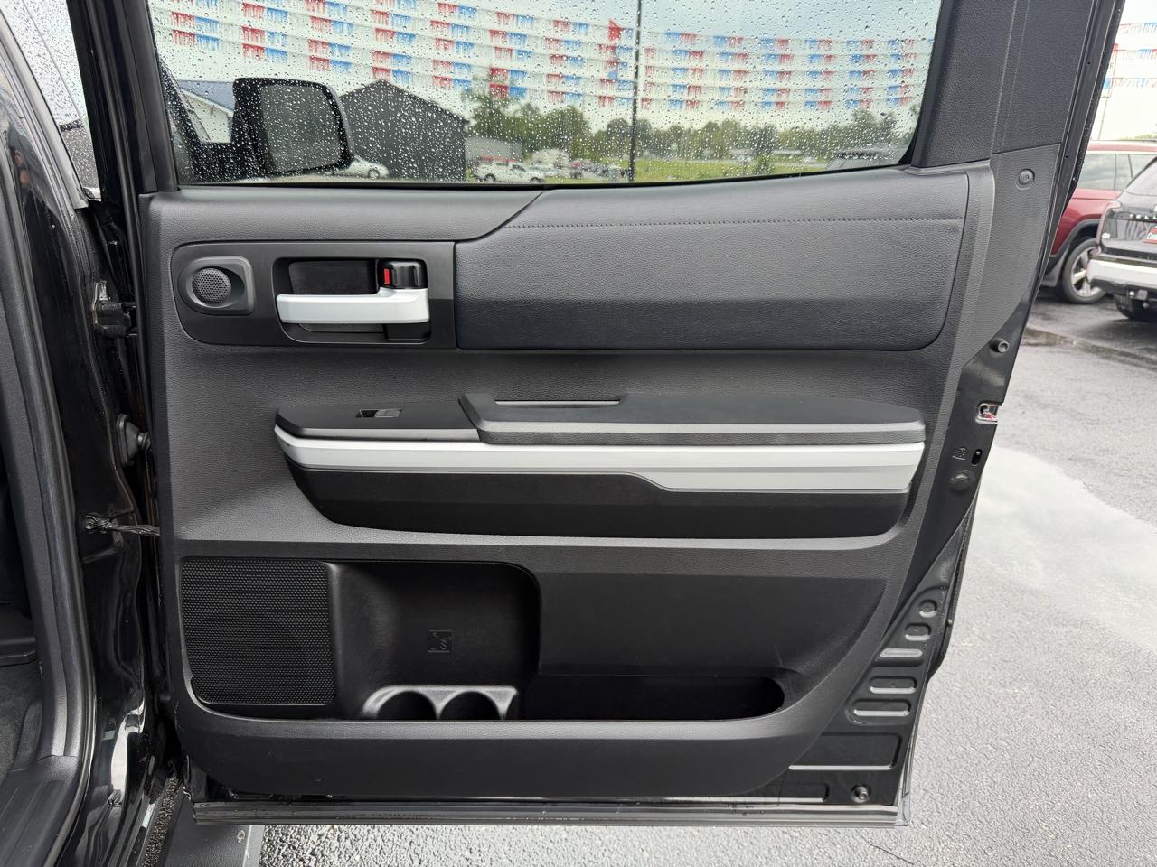 Toyota Tundra 2WD SR5 CrewMax 5.5' Bed 5.7L (Natl) 2021
