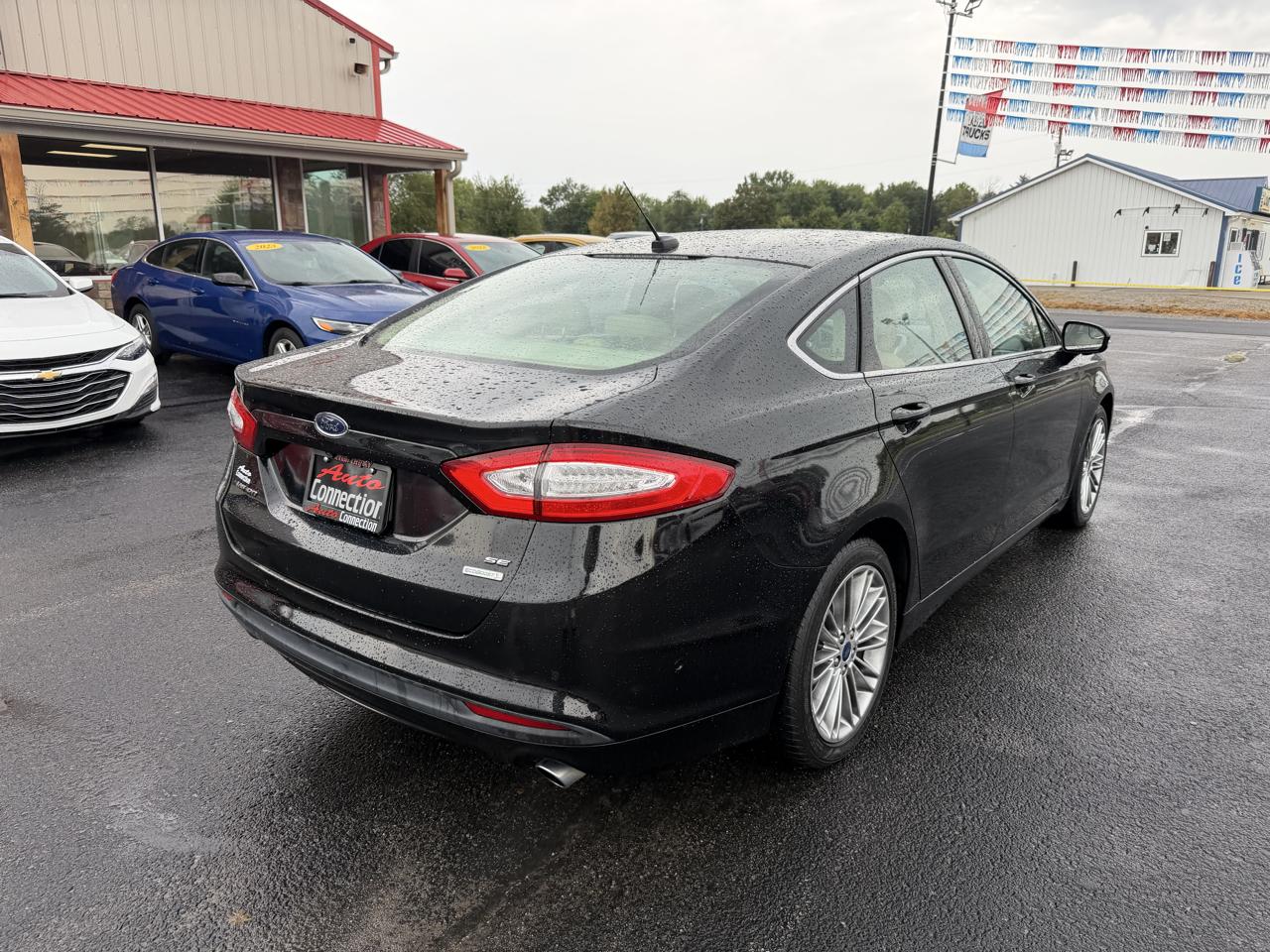 Ford Fusion 4dr Sdn SE FWD 2014