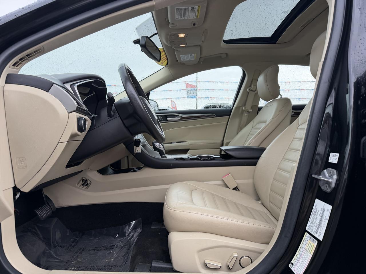 Ford Fusion 4dr Sdn SE FWD 2014