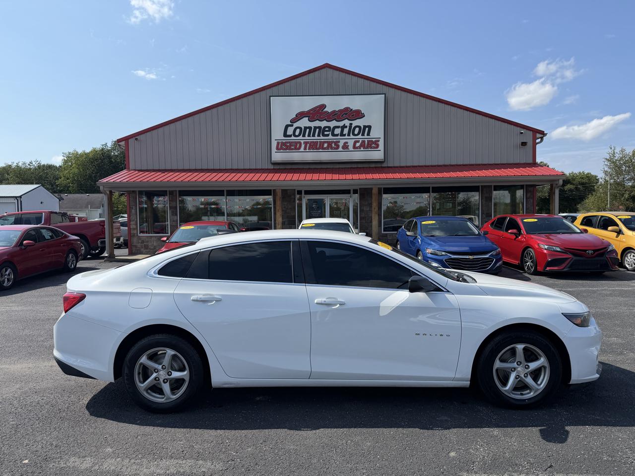 Chevrolet Malibu photo 3