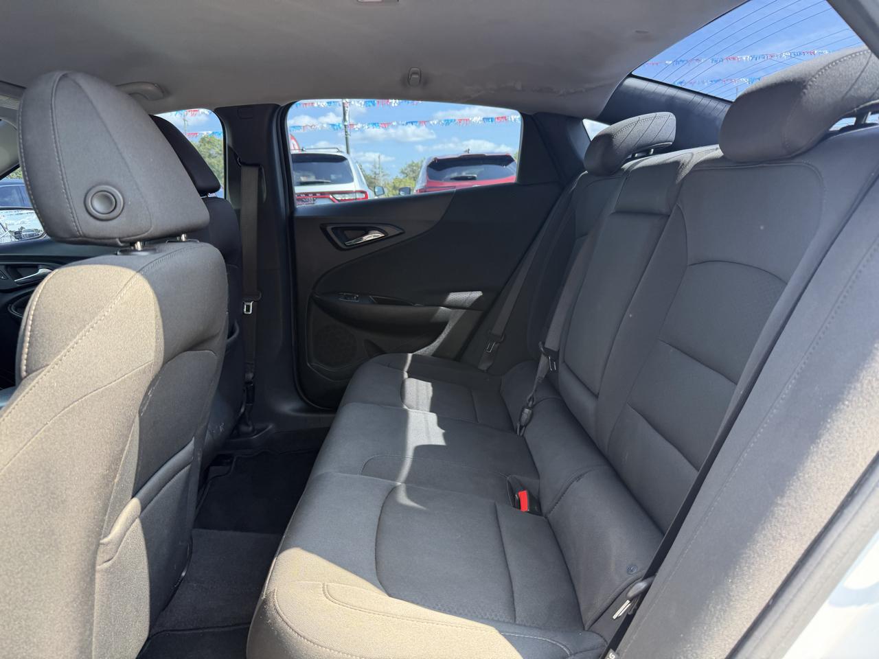 Chevrolet Malibu photo 16