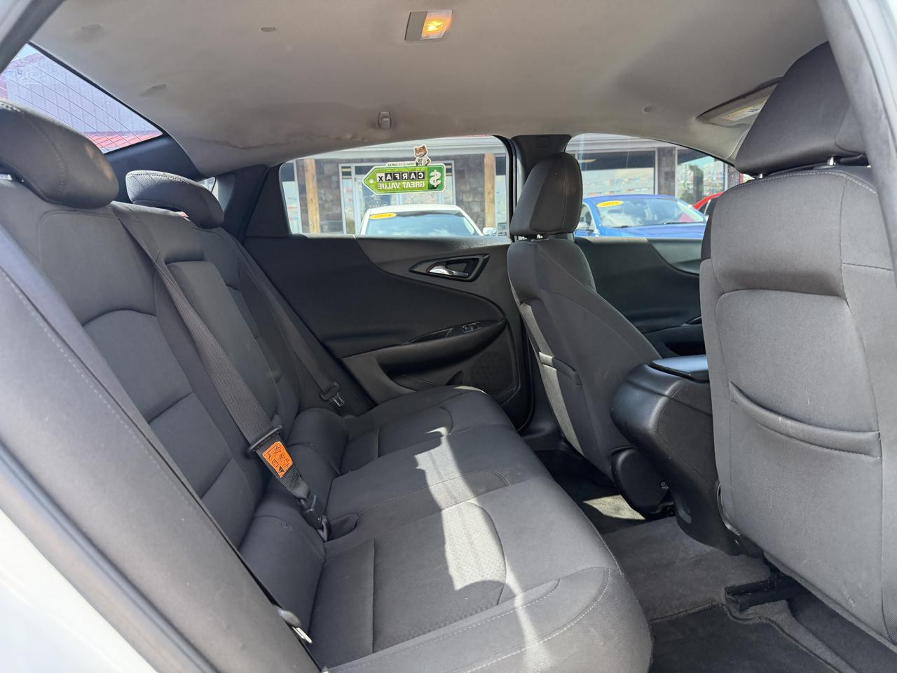 Chevrolet Malibu photo 18