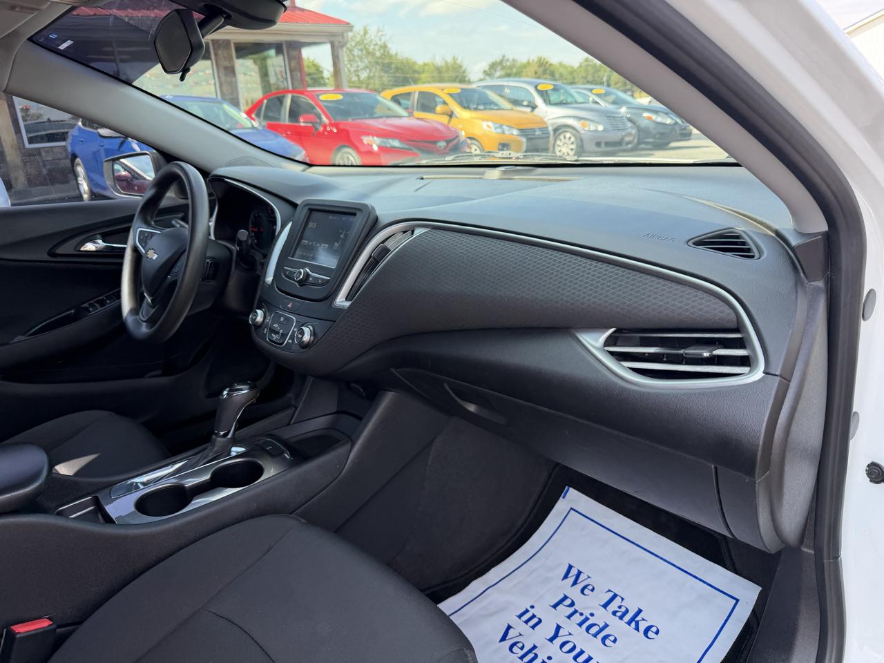 Chevrolet Malibu photo 20