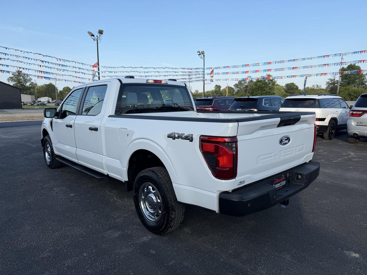 Ford F-150 4WD SuperCrew 150" XL 2024