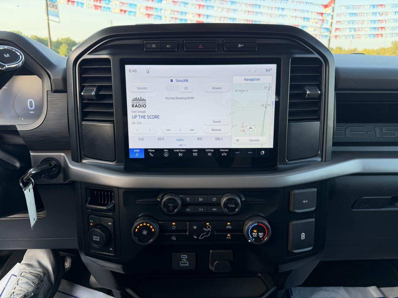 Ford F-150 4WD SuperCrew 150" XL 2024
