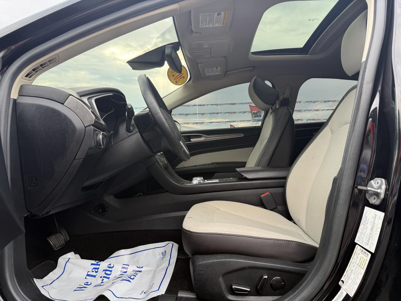 Ford Fusion SE FWD 2020