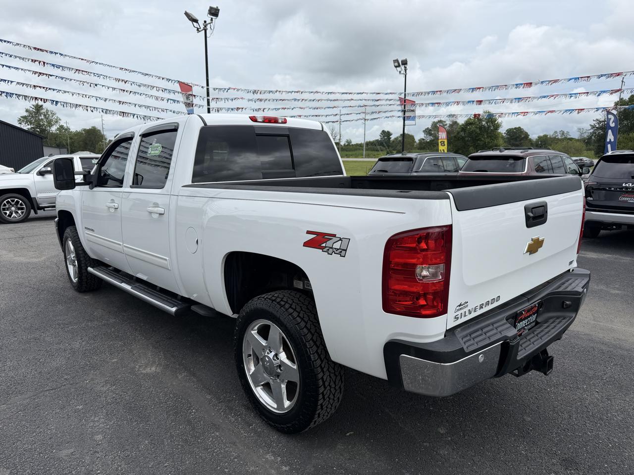 Chevrolet Silverado photo 7