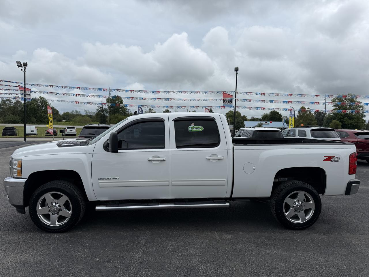 Chevrolet Silverado photo 8