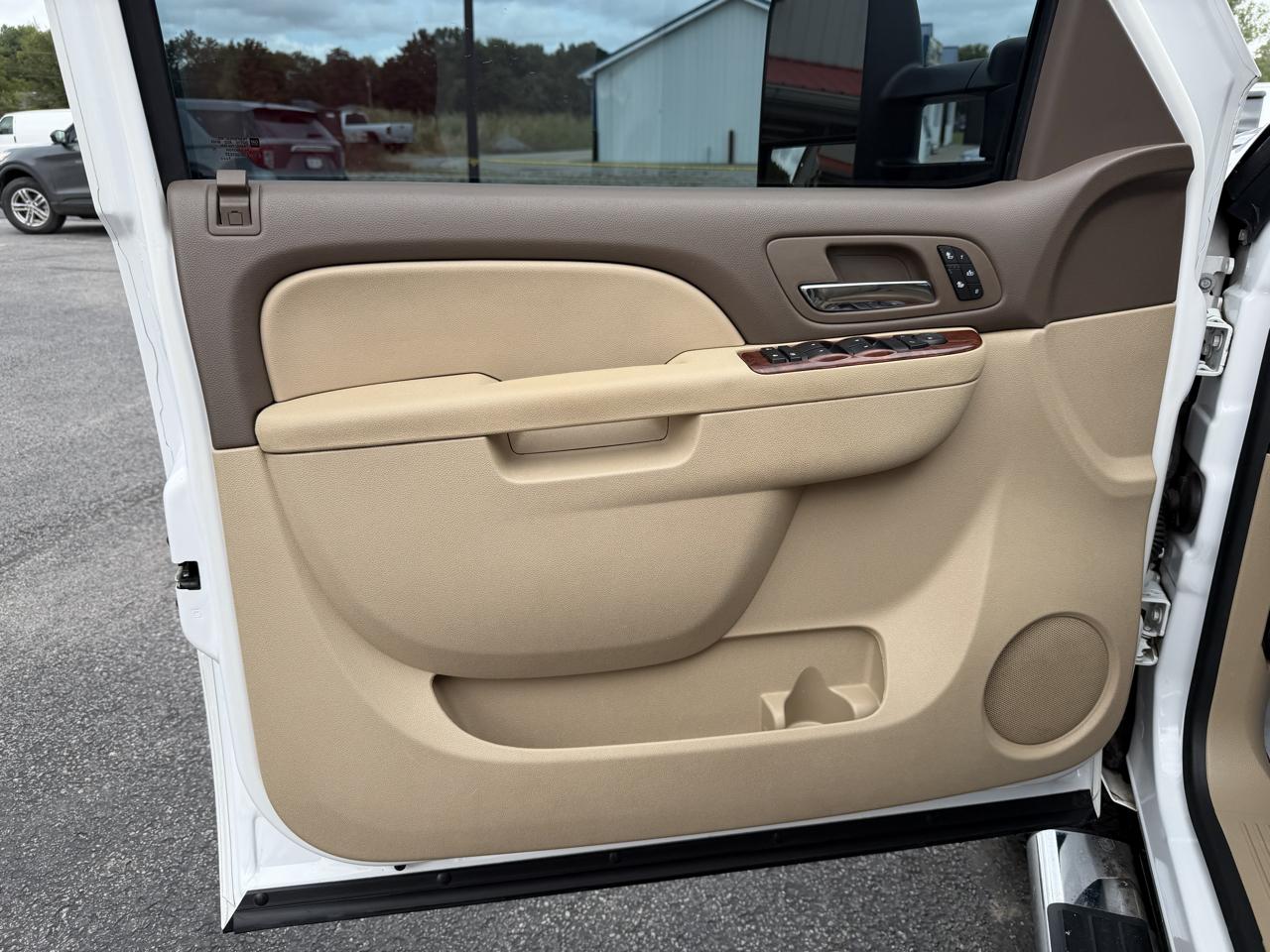 Chevrolet Silverado photo 12