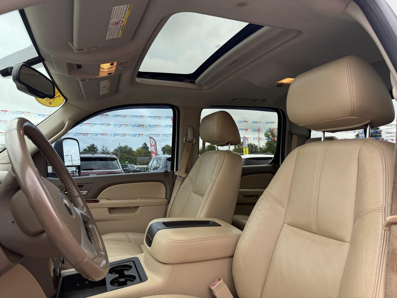 Chevrolet Silverado photo 15