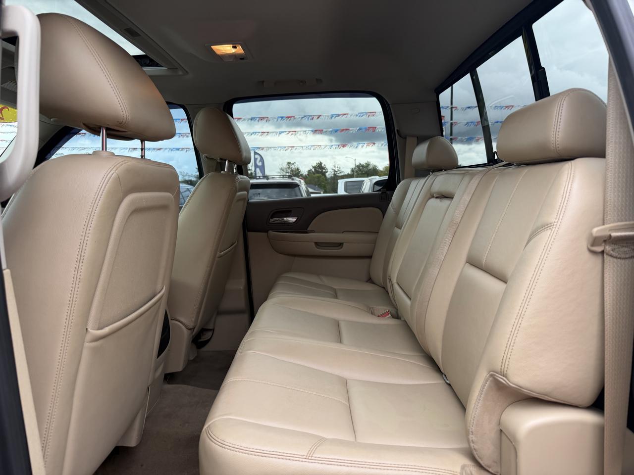 Chevrolet Silverado photo 17