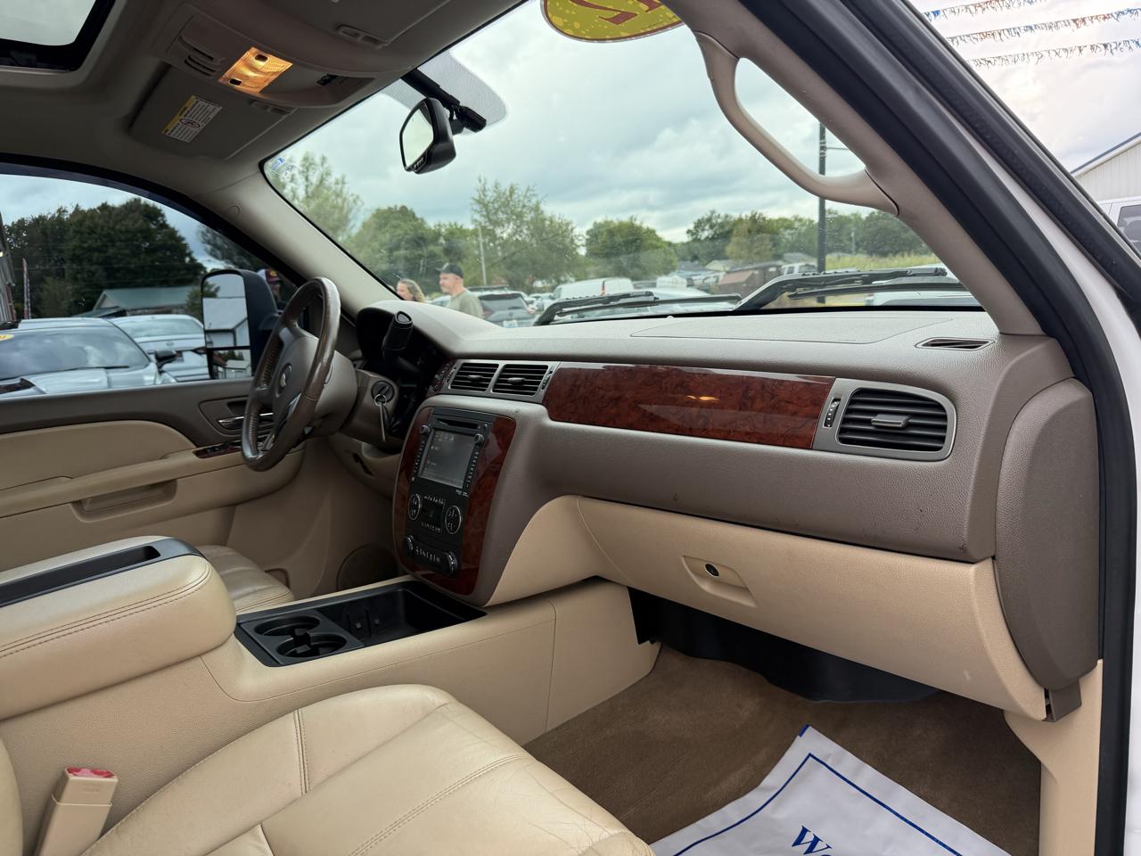 Chevrolet Silverado photo 21
