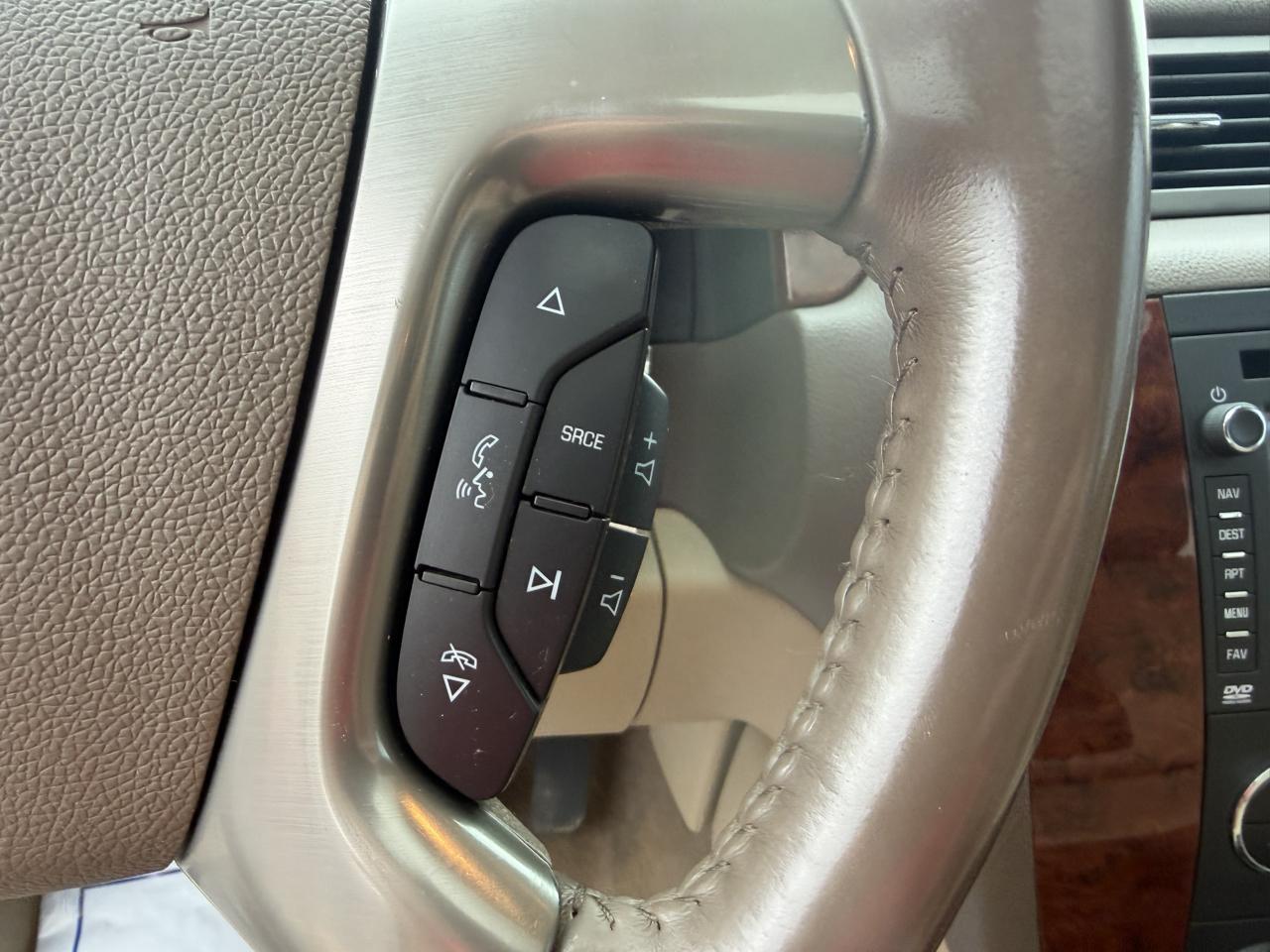 Chevrolet Silverado photo 27