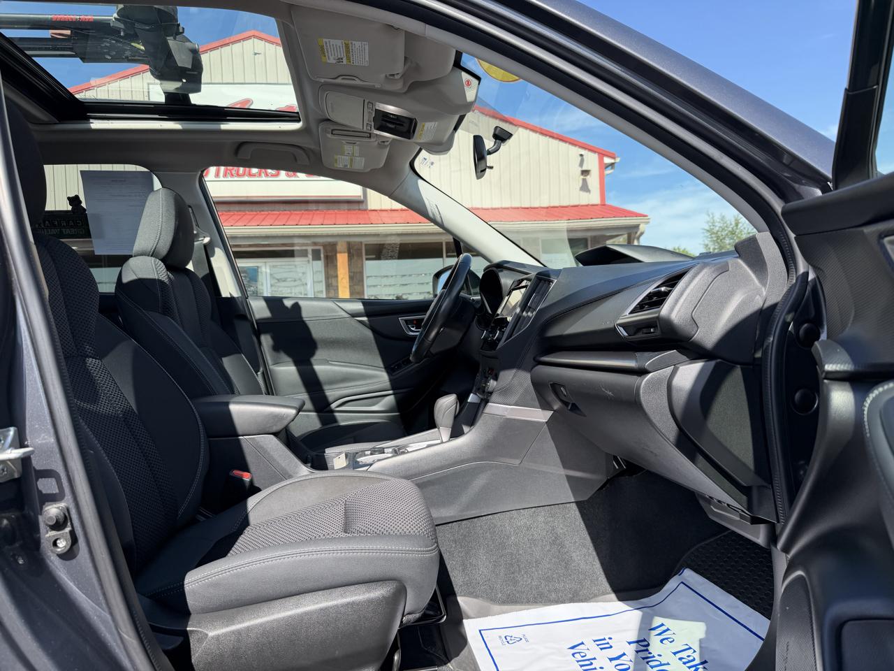 Subaru Forester Premium CVT 2021