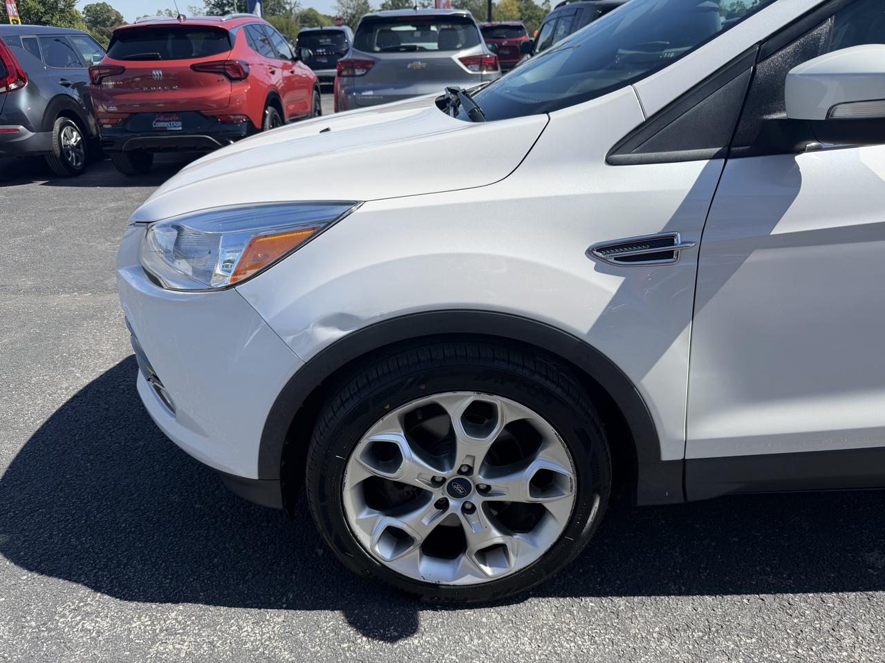 Ford Escape 4WD 4dr Titanium 2016