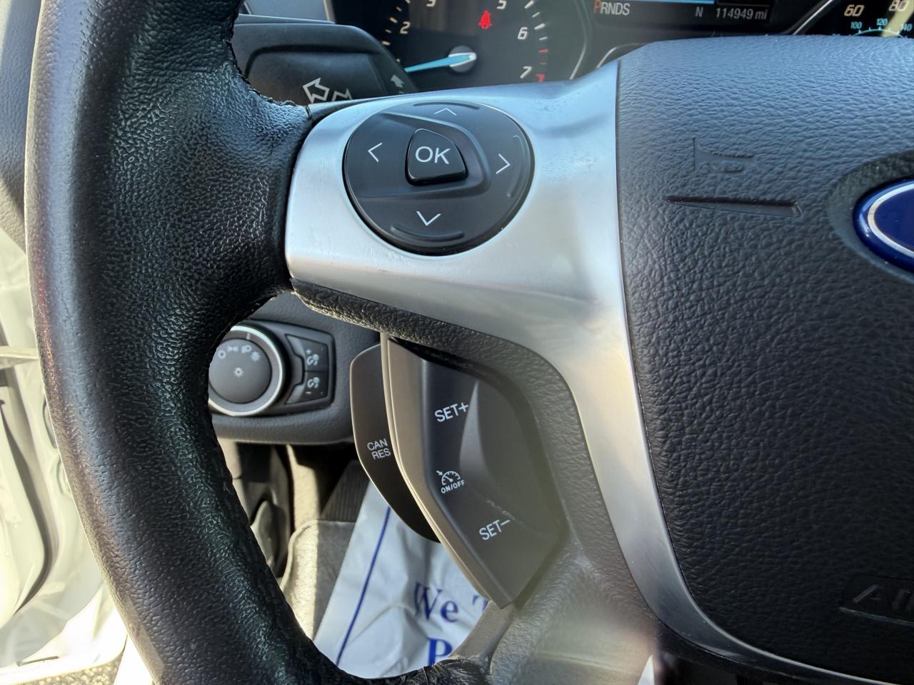 Ford Escape 4WD 4dr Titanium 2016