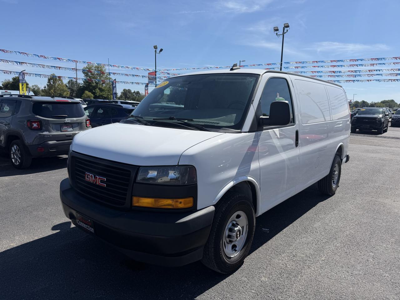 GMC Savana Cargo Van RWD 2500 135" 2023