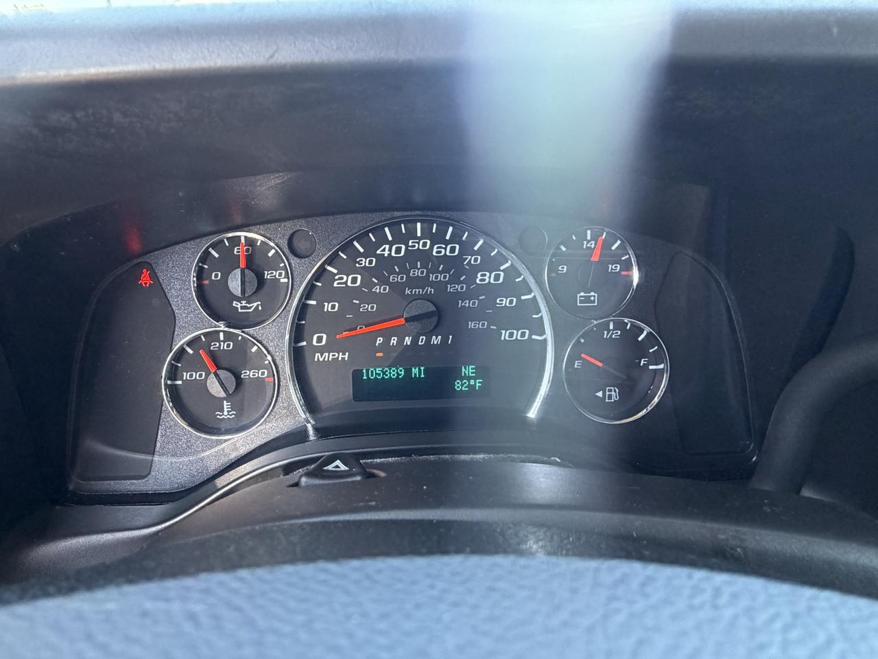 GMC Savana Cargo Van RWD 2500 135" 2023