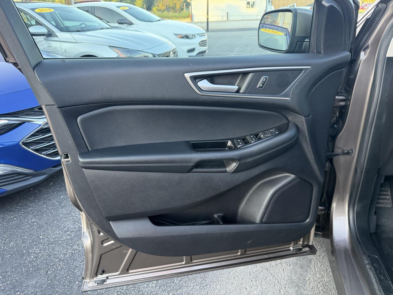 Ford Edge SEL AWD 2019