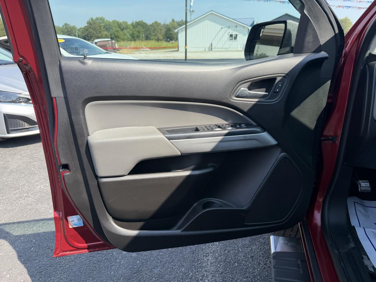 Chevrolet Colorado photo 12