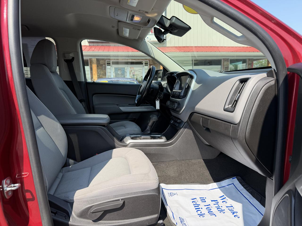 Chevrolet Colorado photo 22