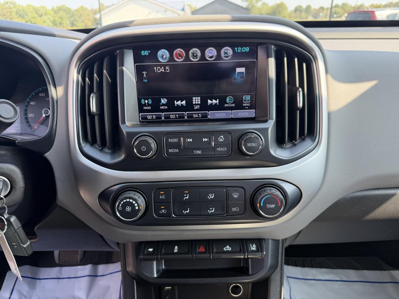 Chevrolet Colorado photo 28