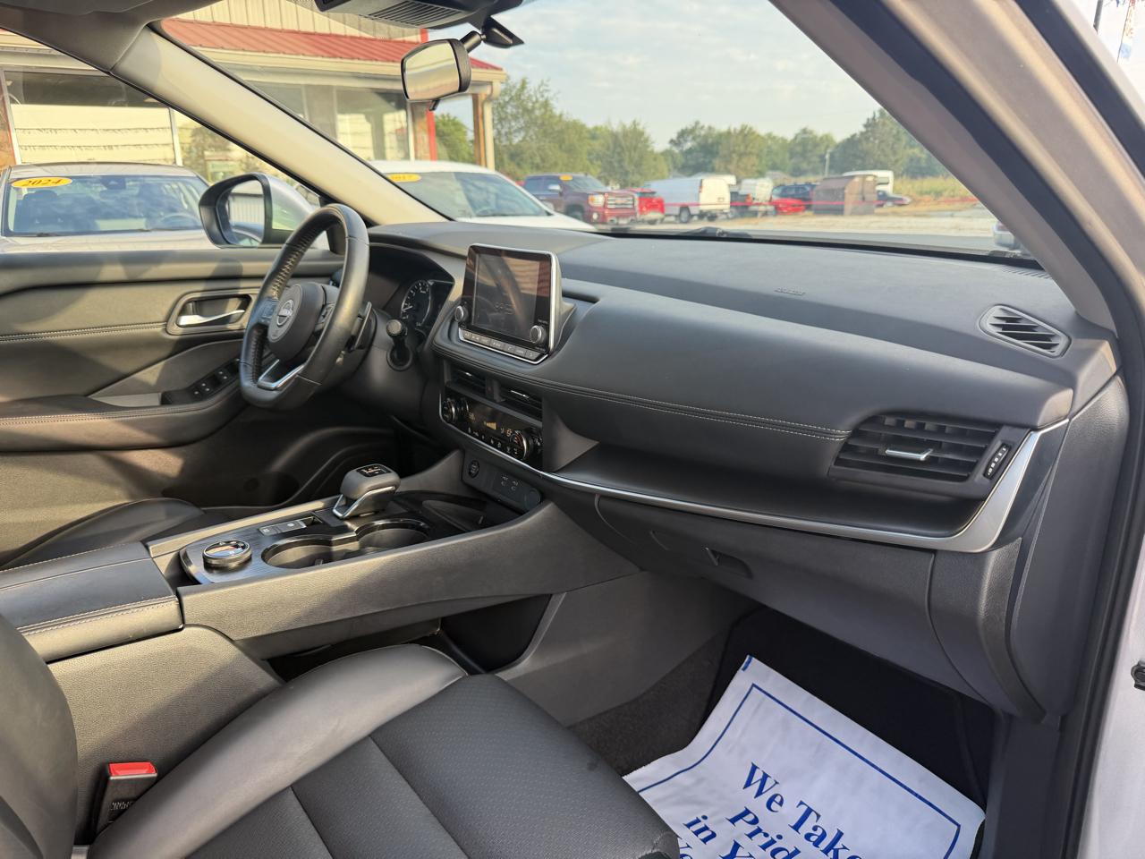 Nissan Rogue AWD SV 2024