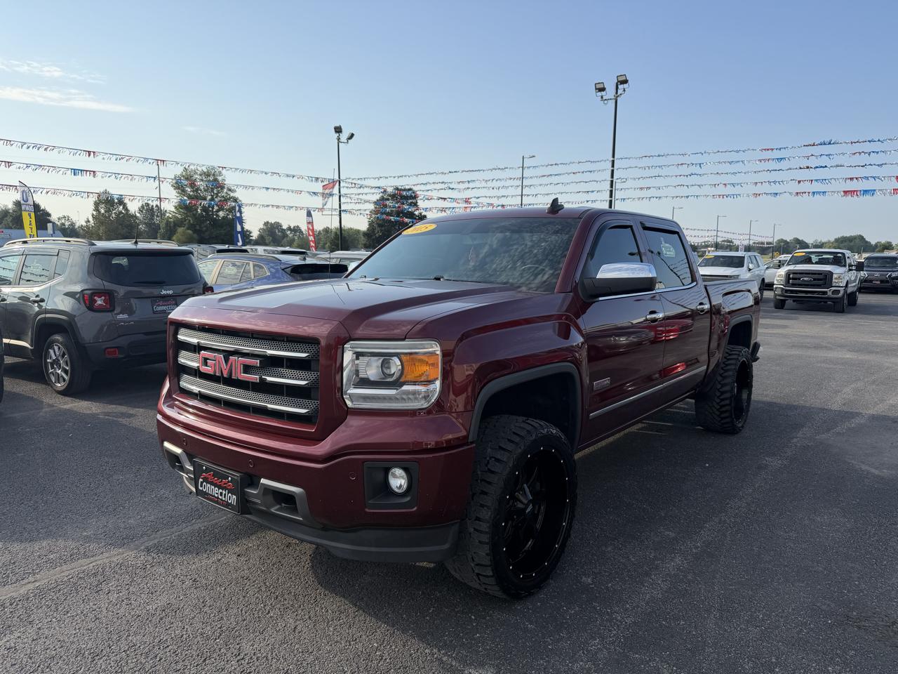 GMC Sierra 1500 4WD Crew Cab 143.5" SLT 2015