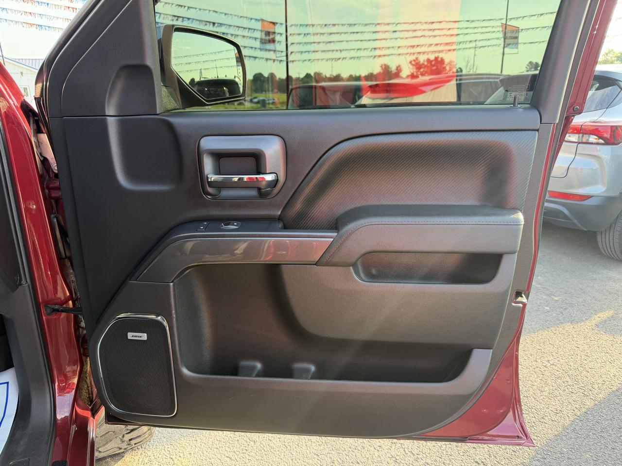 GMC Sierra 1500 4WD Crew Cab 143.5" SLT 2015