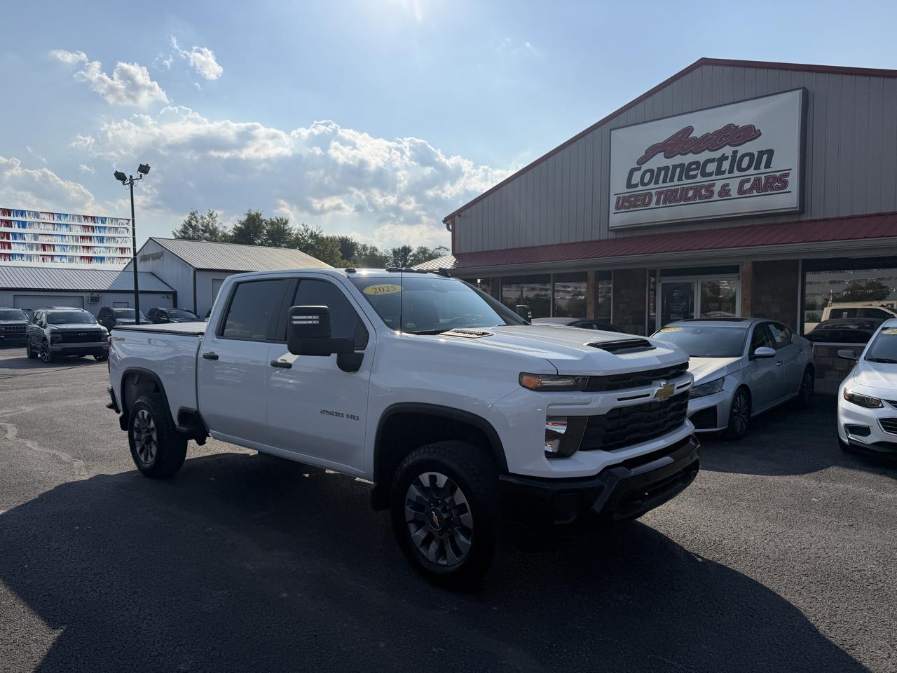 Chevrolet Silverado HD photo 2