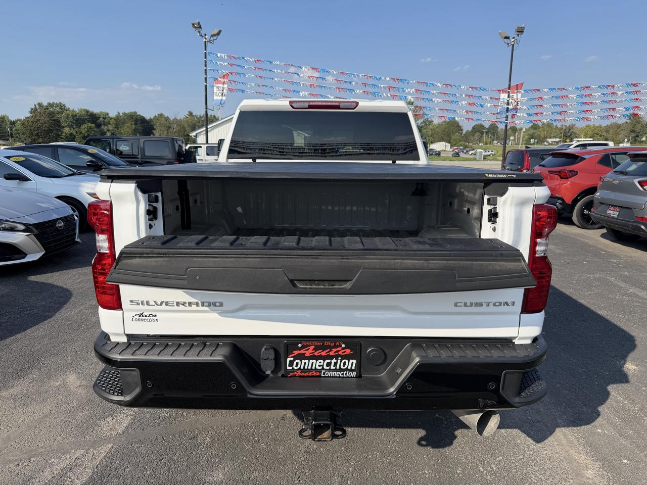 Chevrolet Silverado HD photo 6
