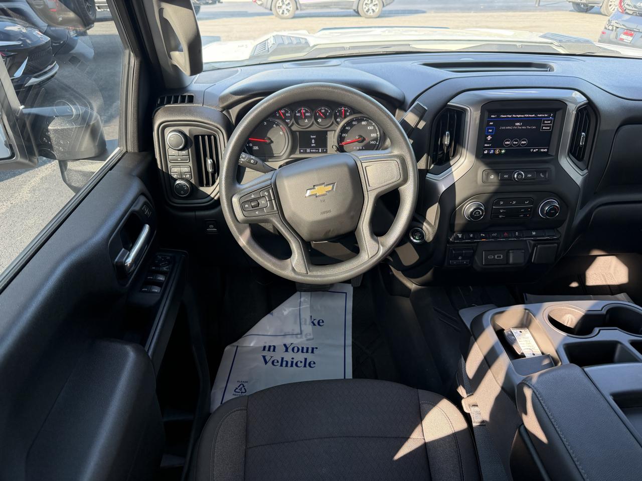 Chevrolet Silverado HD photo 17