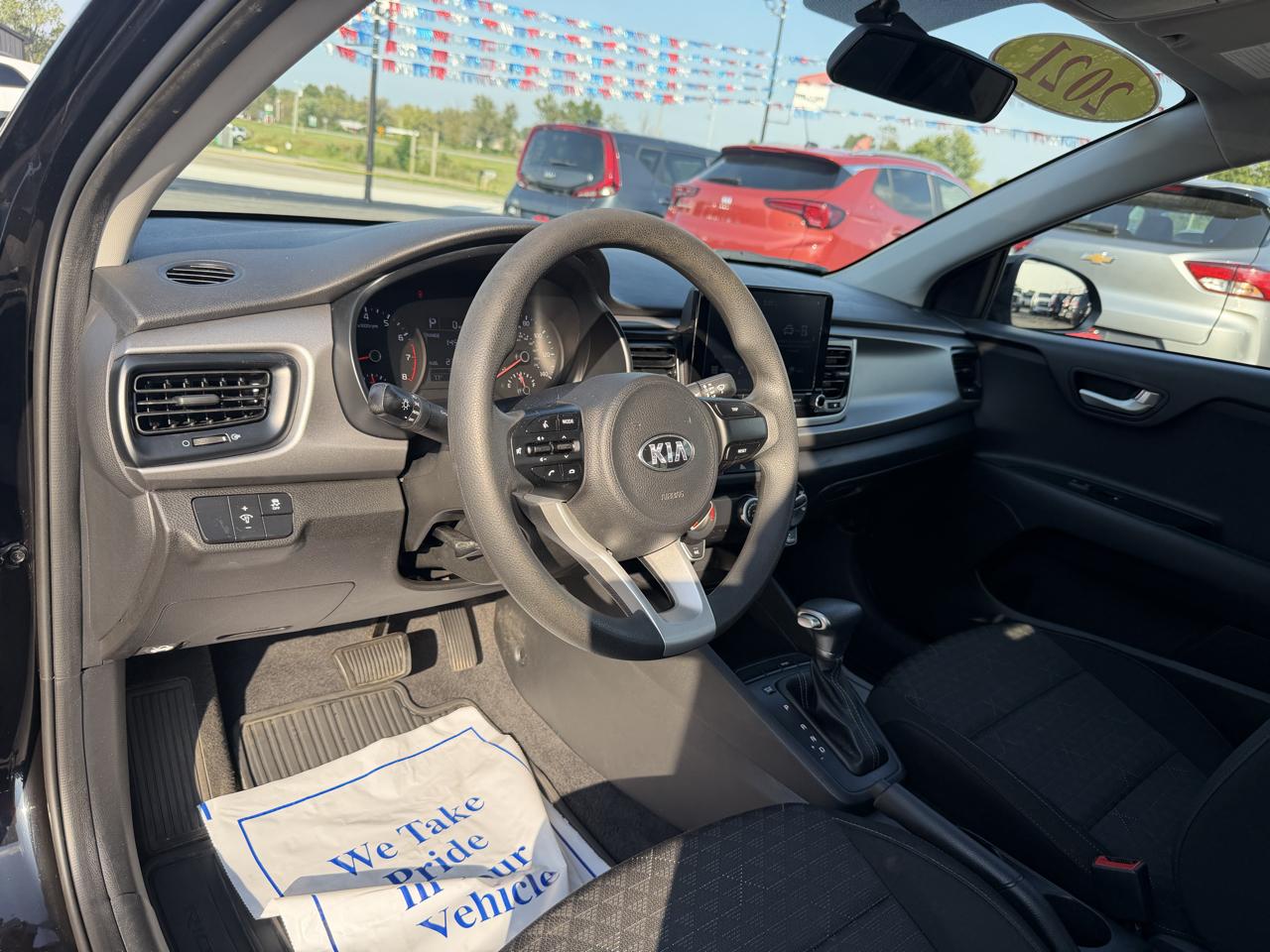 Kia Rio LX IVT 2021