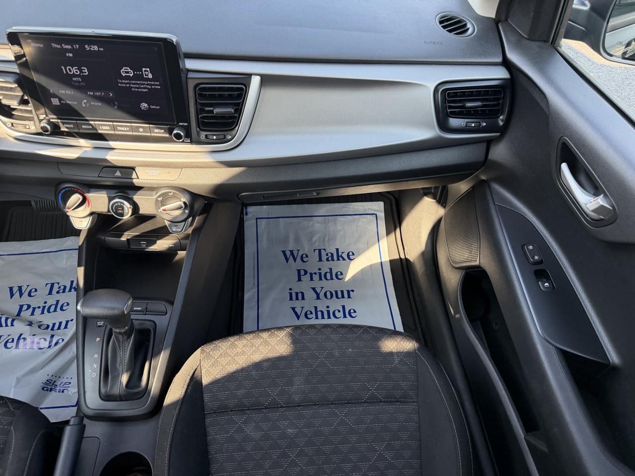 Kia Rio LX IVT 2021