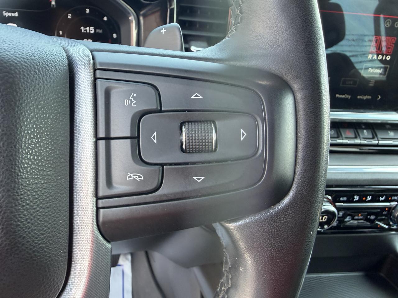 GMC Sierra 1500 4WD Crew Cab 147" SLT 2024