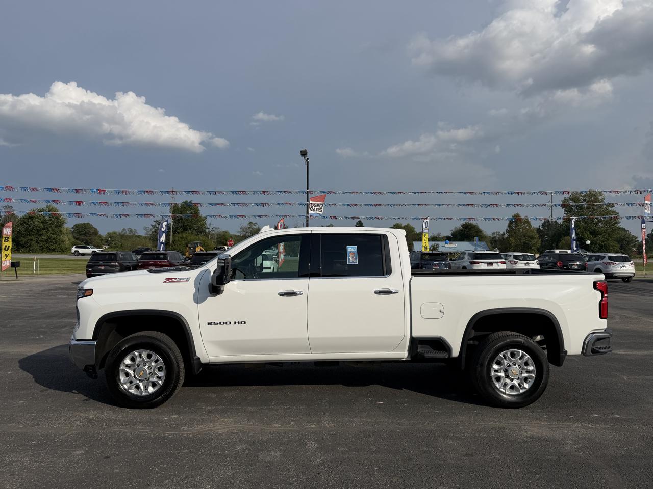 Chevrolet Silverado HD photo 8