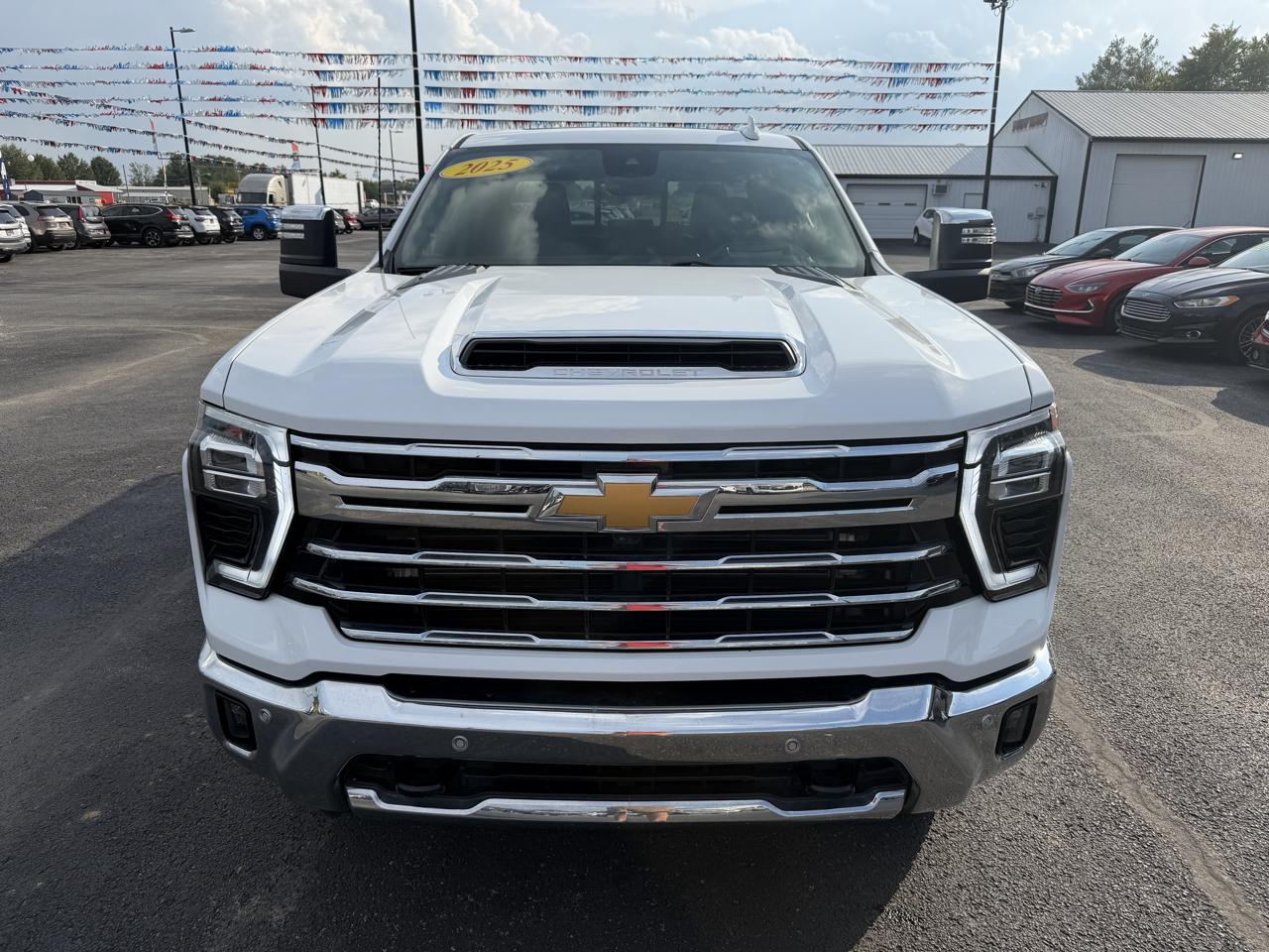 Chevrolet Silverado HD photo 10