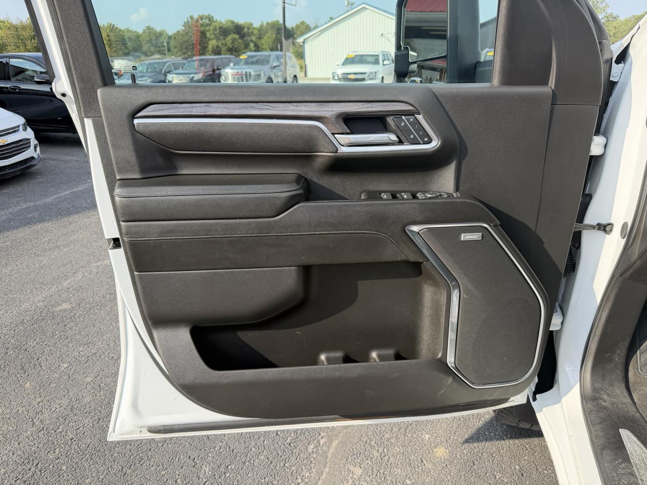 Chevrolet Silverado HD photo 12