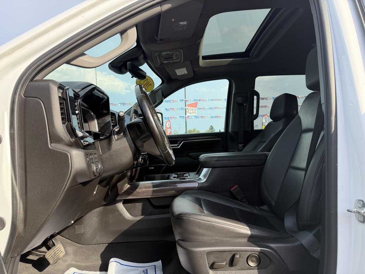 Chevrolet Silverado HD photo 14