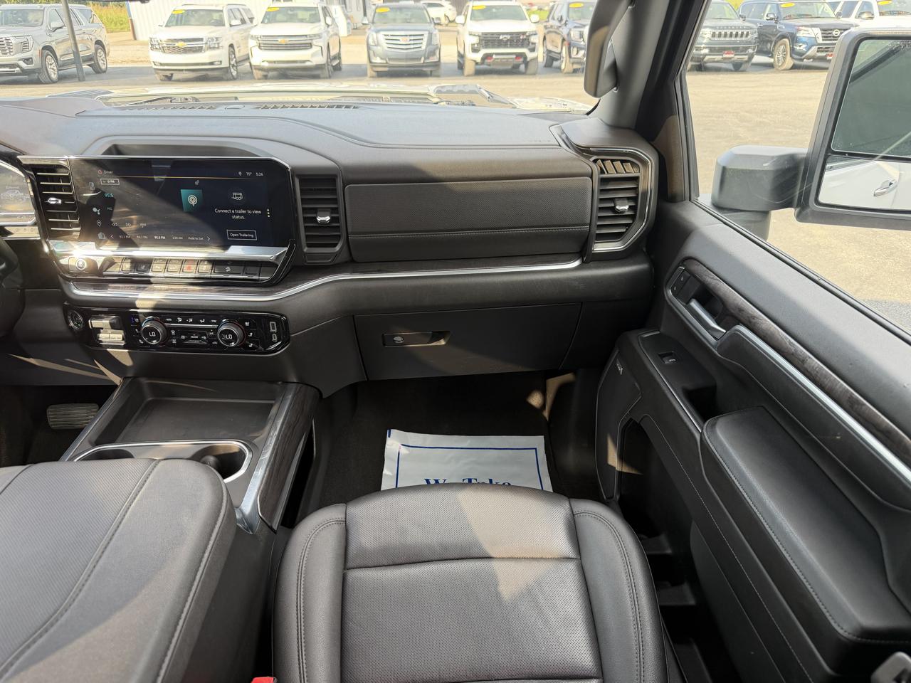 Chevrolet Silverado HD photo 27