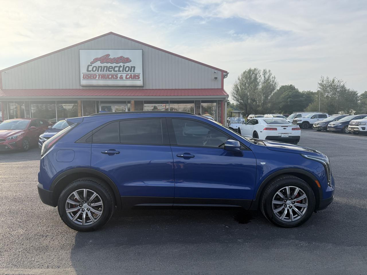 Cadillac XT4 FWD 4dr Sport 2021