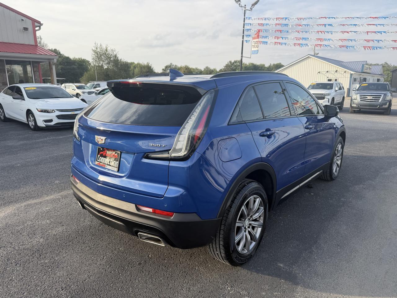 Cadillac XT4 FWD 4dr Sport 2021